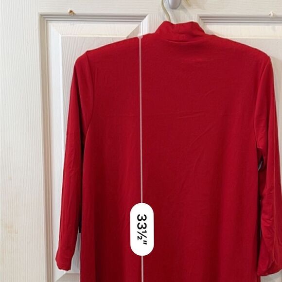As U Wish Juniors Red Mock Neck Dress with 3/4 length sleeves in a size XS - Picture 7 of 11